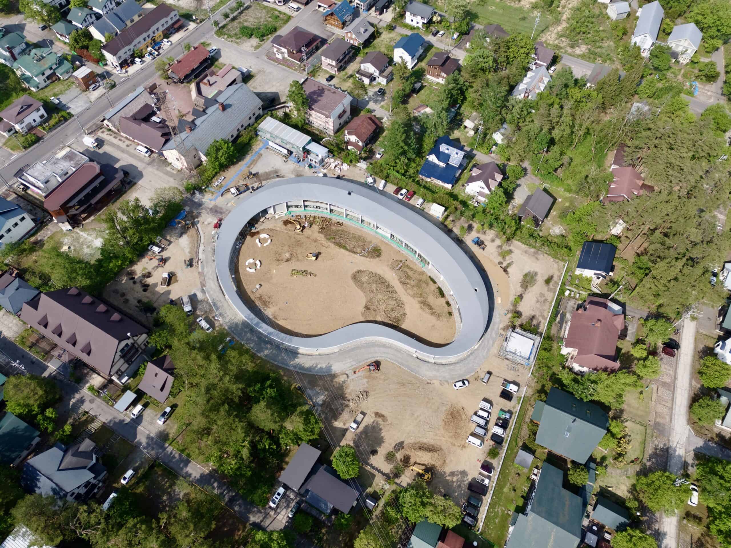 A NEWLY DEVELOPED CORPORATE RETREAT COMPLEX IN MISORANO.